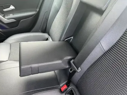 Photo 10 Mercedes Classe A 180 Progressive Line