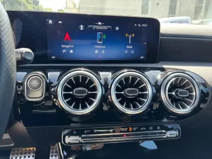 Photo 13 Mercedes Classe A 250 e AMG Line