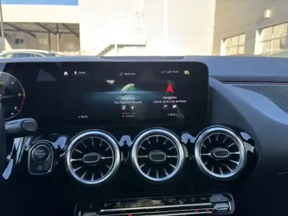 Photo 23 Mercedes GLA 200 d AMG Line