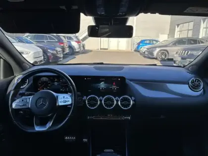 Photo 15 Mercedes GLA 200 d AMG Line