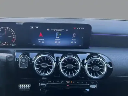 Photo 8 Mercedes Classe A 250 e Hybrid EQ AMG Line