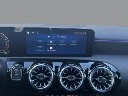 Photo 7 Mercedes Classe A 250 e Hybrid EQ AMG Line