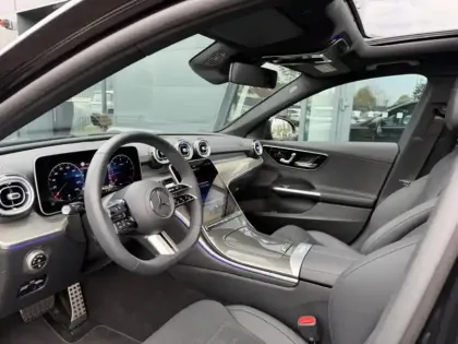 Photo 32 Mercedes Classe C  220 d Berline AMG Lin