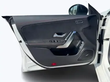 Photo 14 Mercedes CLA 200 d AMG Line