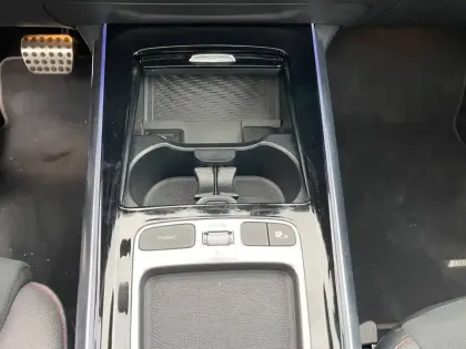 Photo 13 Mercedes Classe B 250 e Hybrid EQ AMG Line