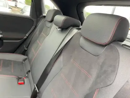 Photo 18 Mercedes Classe B 250 e Hybrid EQ AMG Line