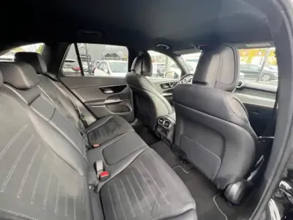 Photo 11 Mercedes Classe GLC GLC 220 d 4MATIC AMG Line