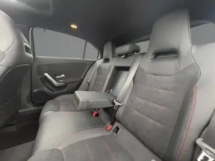 Photo 12 Mercedes Classe A 250 e Hybrid EQ AMG Line