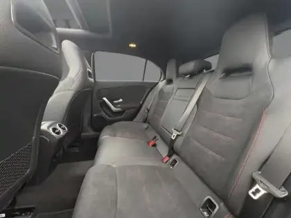 Photo 13 Mercedes Classe A 250 e Hybrid EQ AMG Line