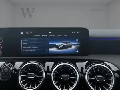 Photo 15 Mercedes Classe A 250 e Hybrid EQ AMG Line