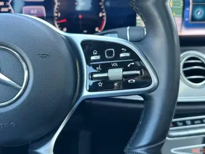 Photo 20 Mercedes Classe E E 400 d 4MATIC Berline Fascina