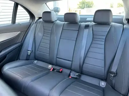 Photo 16 Mercedes Classe E E 400 d 4MATIC Berline Fascina