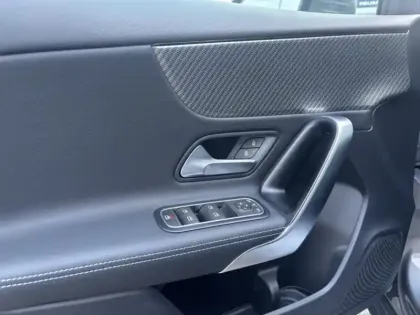 Photo 8 Mercedes Classe A 180 d Progressive Line