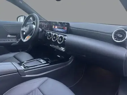 Photo 17 Mercedes Classe A 180 d Progressive Line