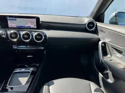 Photo 14 Mercedes Classe A 250 e Hybrid EQ Progressive Li