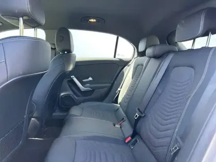 Photo 6 Mercedes Classe A 250 e Hybrid EQ Progressive Li