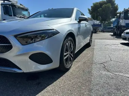 Photo 26 Mercedes Classe A 250 e Hybrid EQ Progressive Li