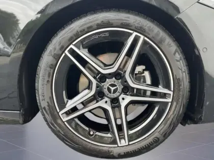 Photo 15 Mercedes Classe A 200 AMG Line