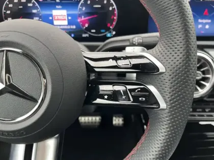 Photo 8 Mercedes Classe A 200 AMG Line