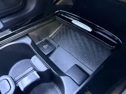 Photo 10 Mercedes Classe A Gén. IV (W177) Ph2 Progressive Line 5