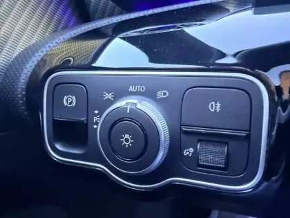 Photo 20 Mercedes Classe A Gén. IV (W177) Ph2 Progressive Line 5