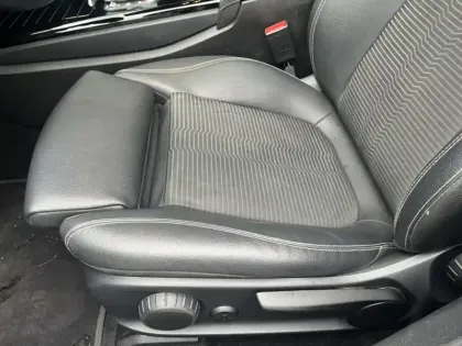 Photo 11 Mercedes Classe A 200 d Progressive Line