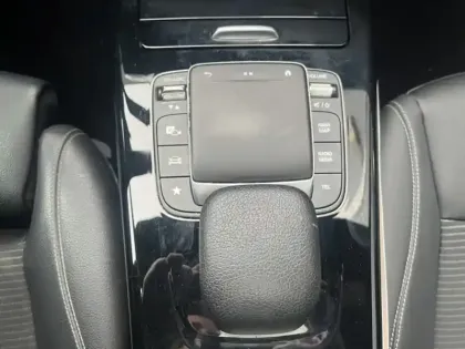 Photo 17 Mercedes Classe A 200 d Progressive Line