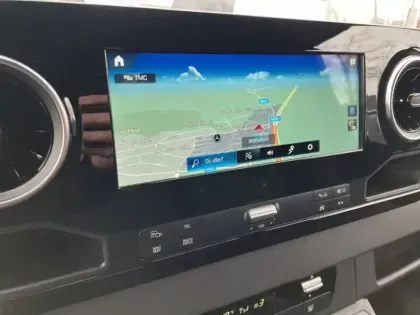 Photo 19 Mercedes Sprinter 319 CDI fourgon 12m3 37 V6 3.0