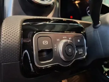 Photo 15 Mercedes CLA  180 Coupé AMG Line