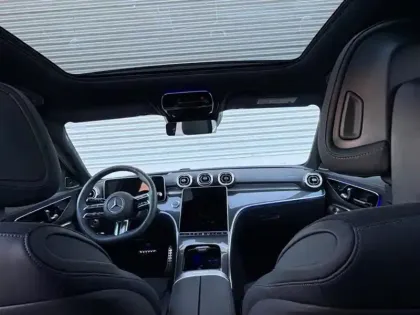 Photo 10 Mercedes Classe C  300 d e Break AMG Lin