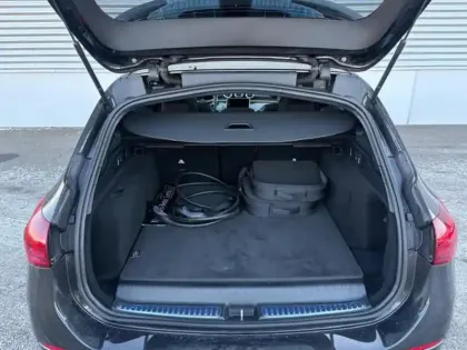 Photo 9 Mercedes Classe C  300 d e Break AMG Lin