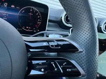 Photo 20 Mercedes Classe C  300 d e Break AMG Lin