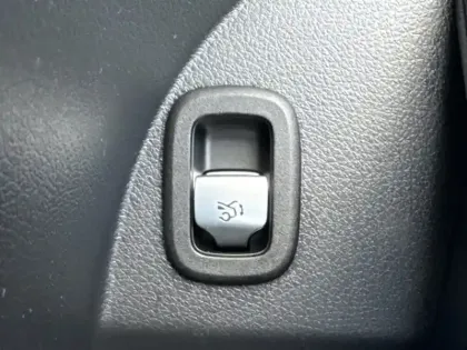 Photo 25 Mercedes Classe GLC GLC 220 d 4MATIC AMG Line