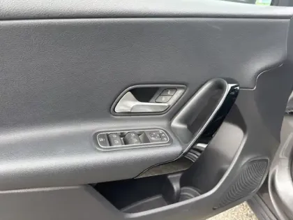 Photo 8 Mercedes Classe A 180 d Style Line