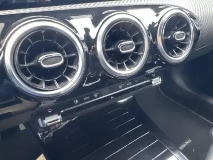 Photo 17 Mercedes Classe A 180 d Style Line