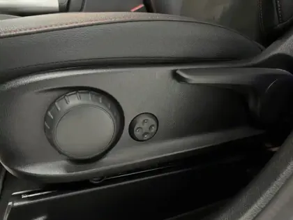 Photo 10 Mercedes GLA 250 e Hybrid EQ AMG Line