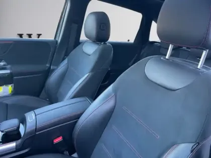 Photo 20 Mercedes Classe B AMG Line Edition