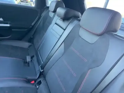 Photo 16 Mercedes Classe B AMG Line Edition