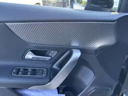 Photo 11 Mercedes Classe A 180 d Business Line