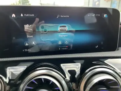 Photo 20 Mercedes Classe A 200 d AMG Line