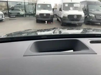 Photo 5 Mercedes GLB 200 d AMG Line