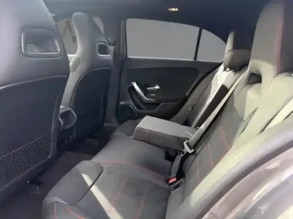 Photo 18 Mercedes Classe A 250 e Hybrid EQ Star Edition