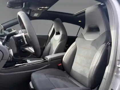 Photo 13 Mercedes Classe A 250 e Hybrid EQ Star Edition