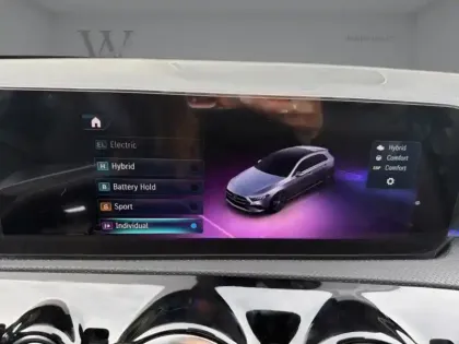 Photo 15 Mercedes Classe A 250 e Hybrid EQ Star Edition