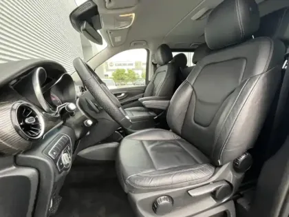 Photo 19 Mercedes Classe V Gén. I (W447) Ph1 Avantgarde 5