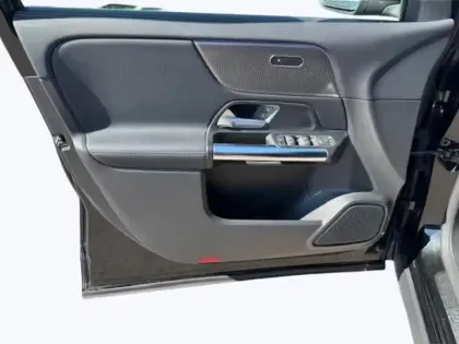 Photo 28 Mercedes GLA 200 d  Business Line Pack Prog