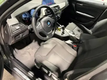 Photo 20 BMW Serie 1 118d 150 UrbanChic