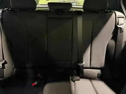 Photo 14 BMW Serie 1 118d 150 UrbanChic