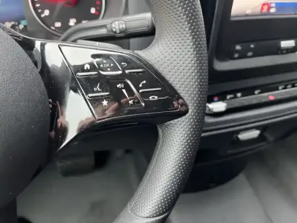 Photo 18 Mercedes Vito 116 CDI / 8 places / BVA / L2 