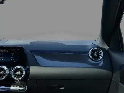 Photo 14 Mercedes GLA 200 d AMG Line